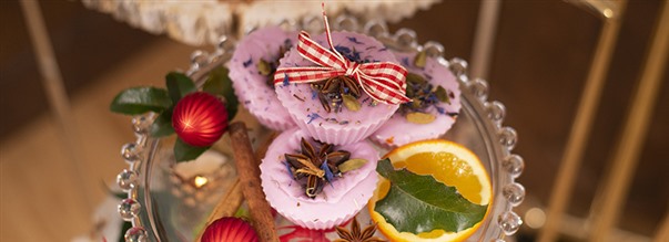 Muffinssisaippuoita joulun tuoksulla