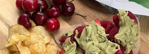 Valkosuklaamarjat matchalla x Tia Laukkanen