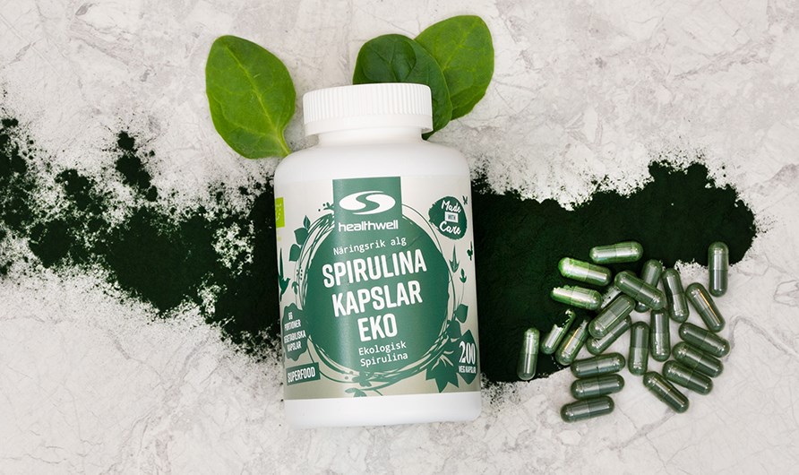 Luomuspirulina kapseleissa.