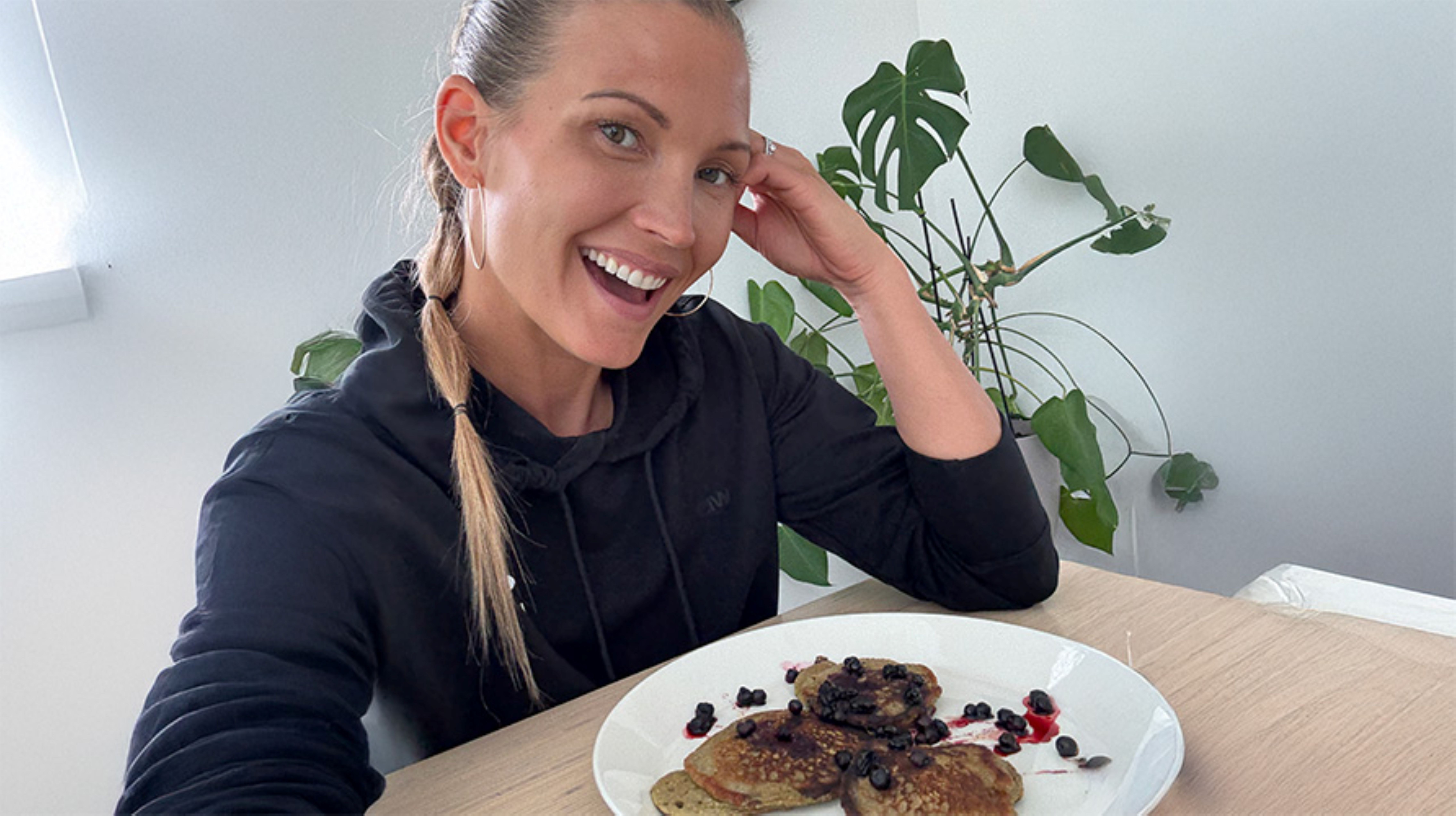 Kokeile terveysl�hettil��mme Susanna Juntusen banaanipannareita matchalla! Etsitp� t�ydellist� aamupalaa, ravitsevaa v�liapalaa tai terveellist� j�lkiruokaa, t�m� resepti tuo hyv�� oloa ja piristyst� p�iv��si.