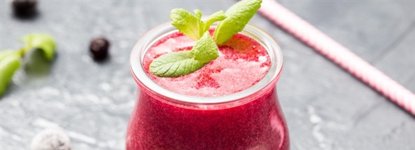 Kirpsakka MSM-ruusunmarjasmoothie